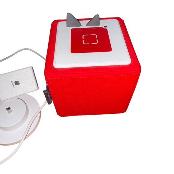 Toniebox With Charger W/ The Gruffalo & Puppy Characters-Works!! - Picture 4 of 7